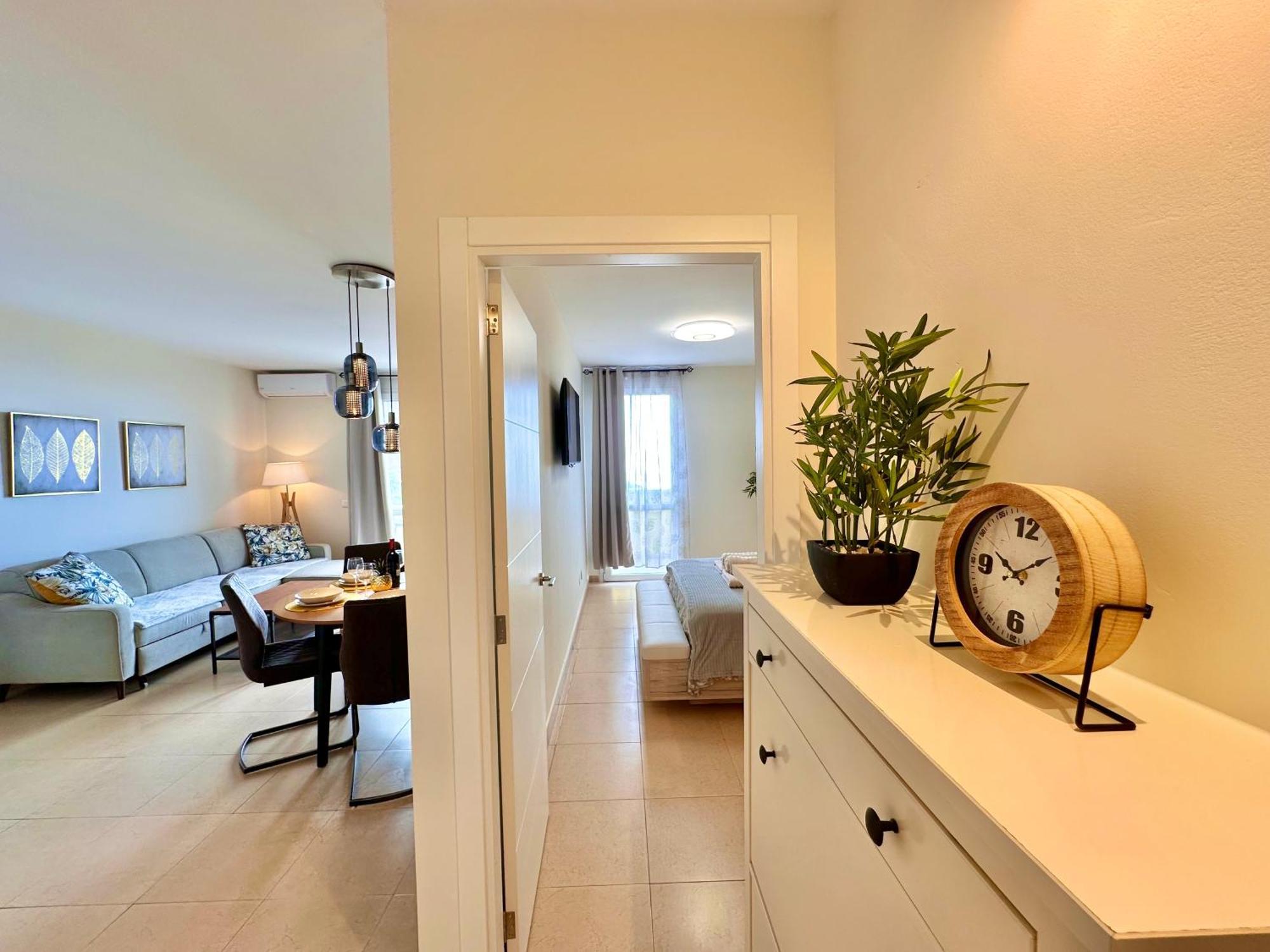 אדחה Sunshine Apartment With Sea Viev מראה חיצוני תמונה
